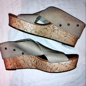 Gold Wedge Sandals Sz 8.5